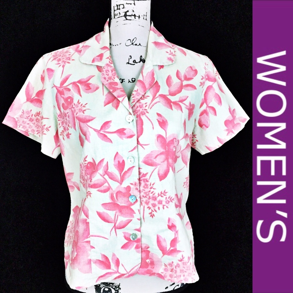 AMI Hawaiian Button Down Short Sleeve Blouse